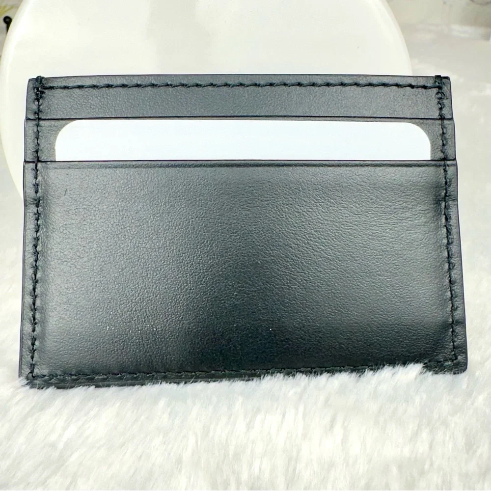 GUCCI black leather GG card holder or badge ID holder BRAND NEW - Picture 2 of 5